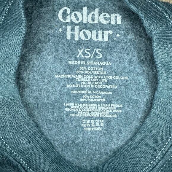 NWT Urban Outfitters Golden Hour 1973 NYC Basketball Champs Crewneck Size XS/S - Picture 3 of 3